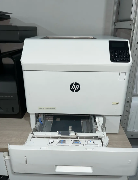 Принтер лазерный HP LaserJet Enterprise M606 — миниатюра 3