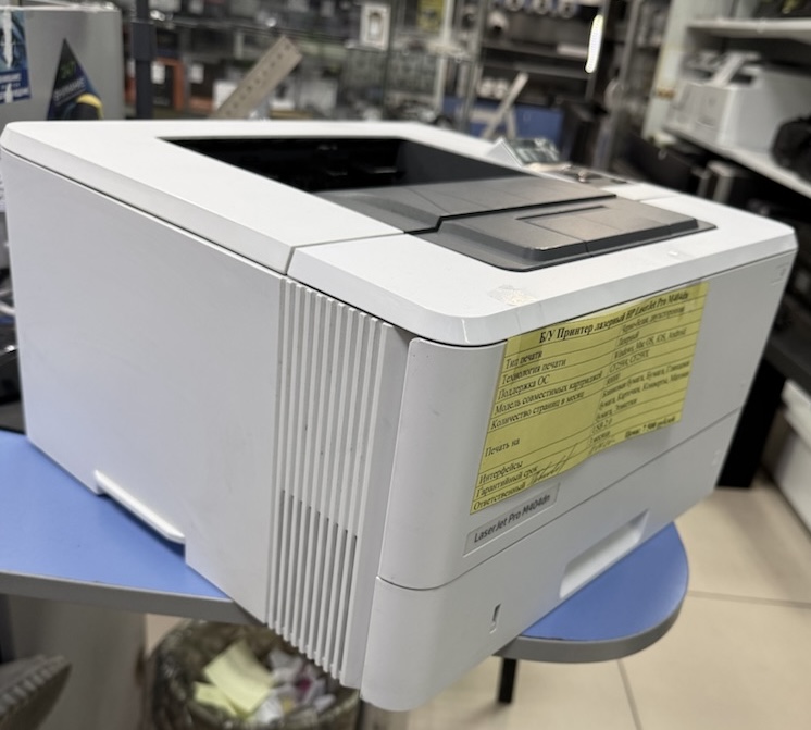 HP LaserJet Pro M404dn в хорошем состоянии
