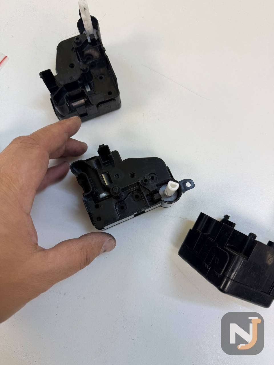 Мотор в сборе с редуктором  Kyocera P2235dn, P2235dw, P2040dn — миниатюра 2