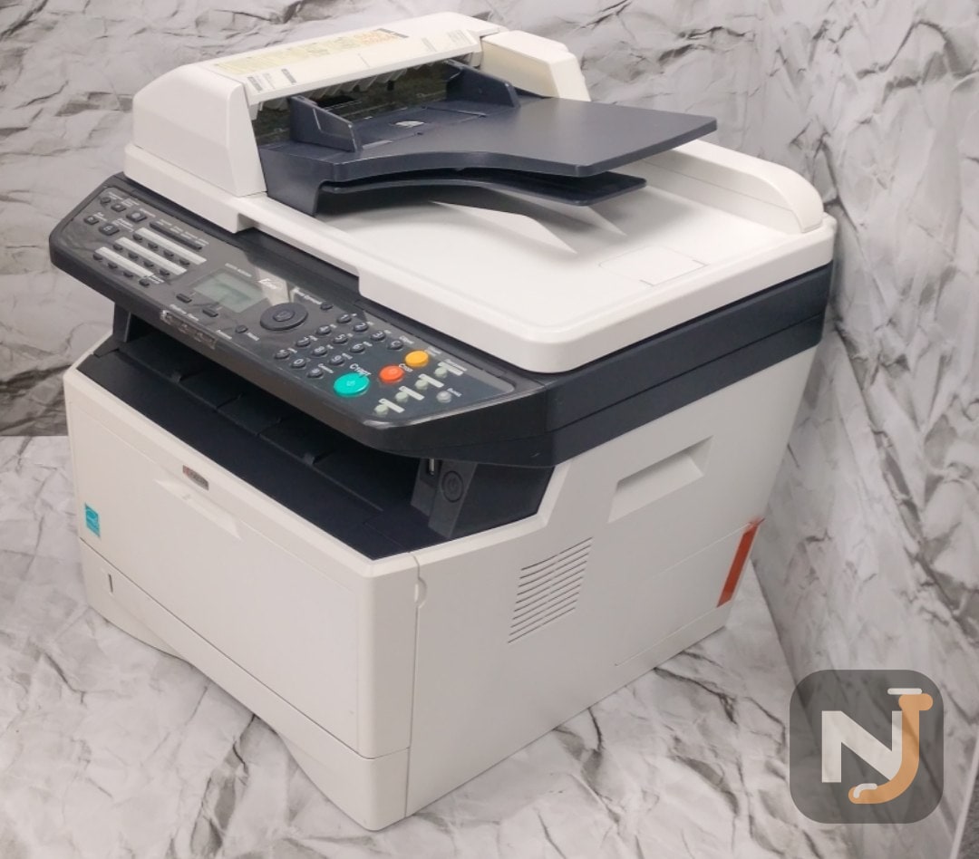 Мфу Kyocera ecosys M2035dn счетчик 26418 — миниатюра 2