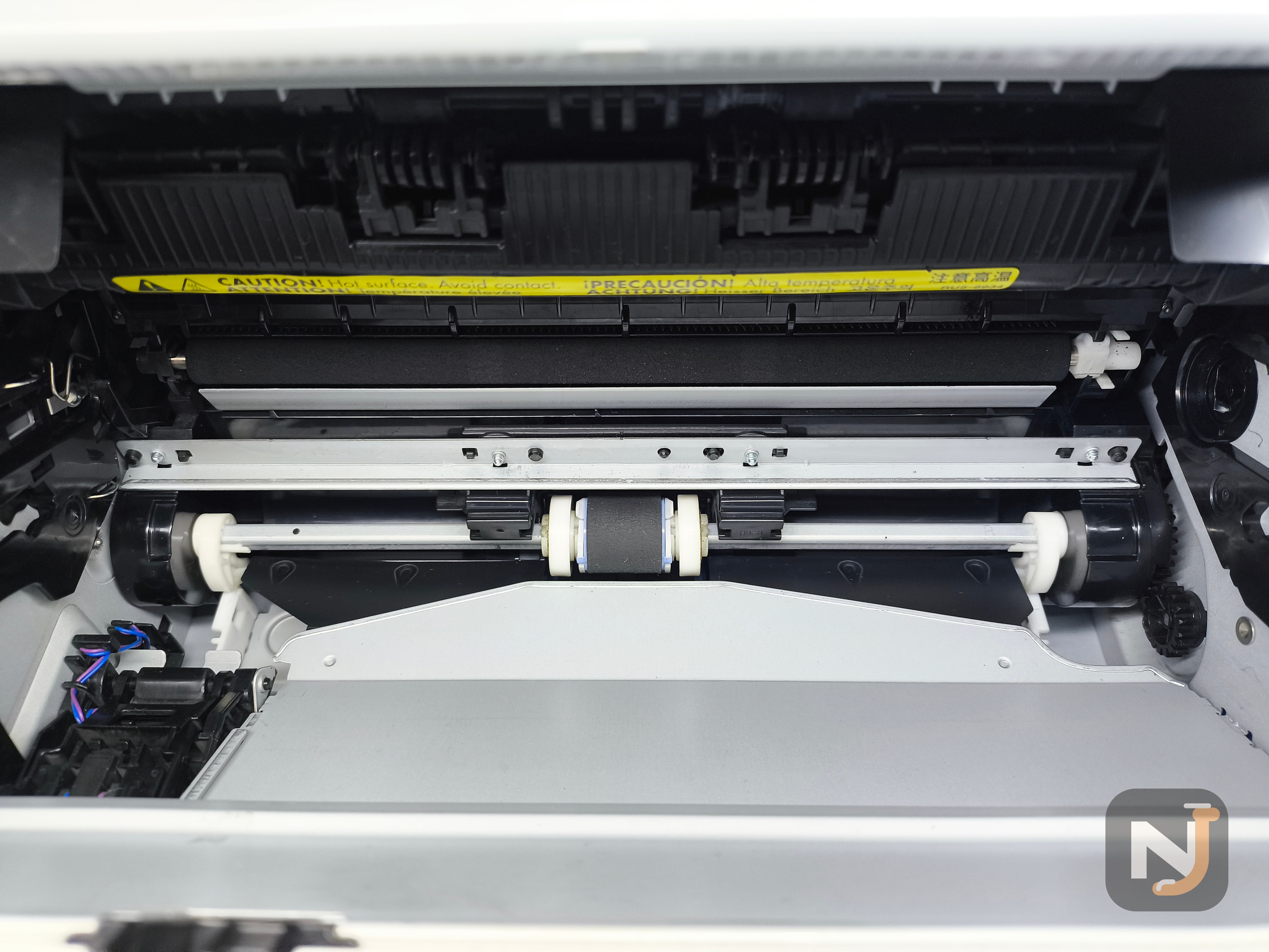 Принтер HP LaserJet Pro P1102 (2) пробег 7204с — миниатюра 3