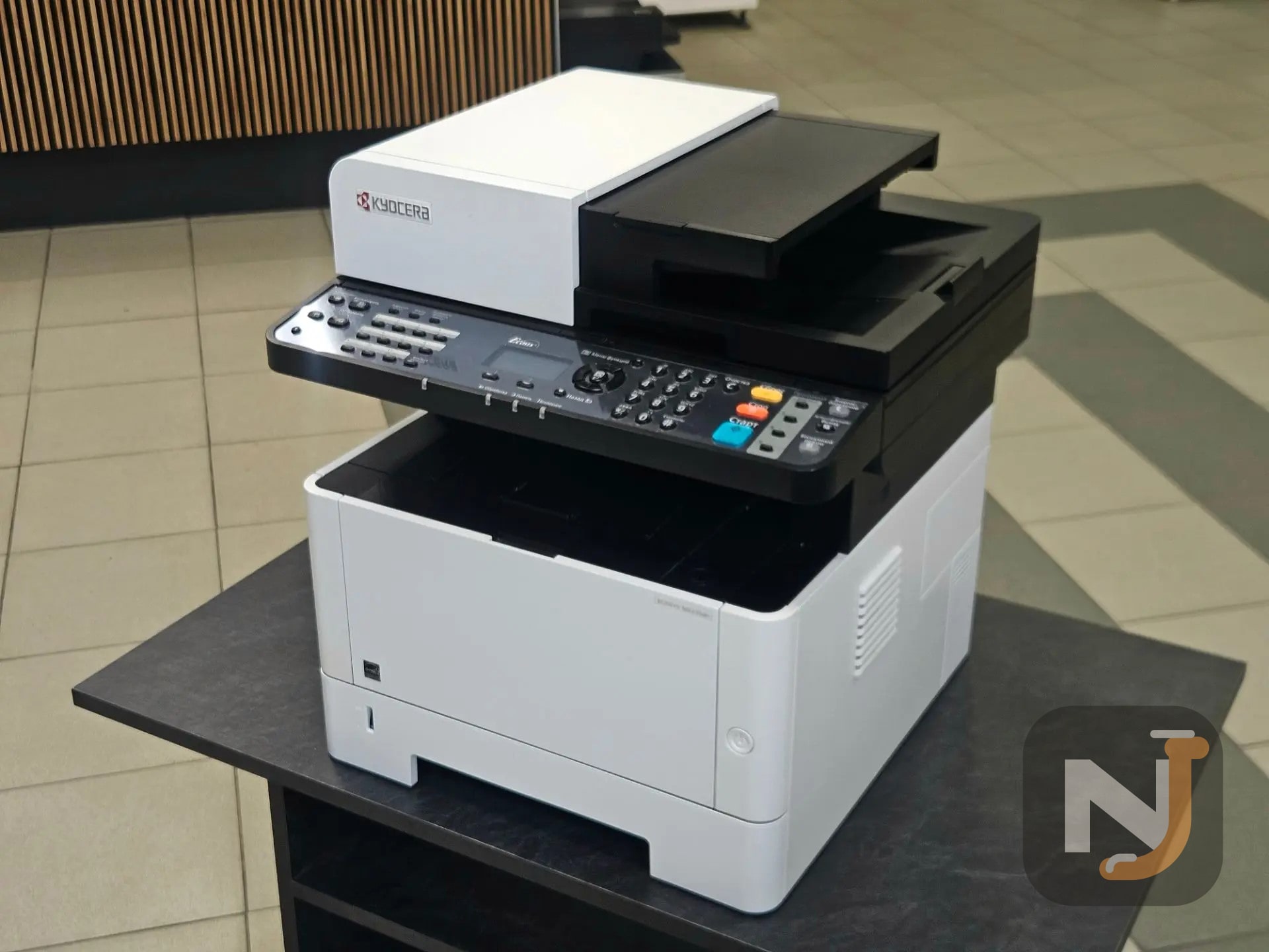 Лазерный МФУ Kyocera ecosys M2235dn — миниатюра 3
